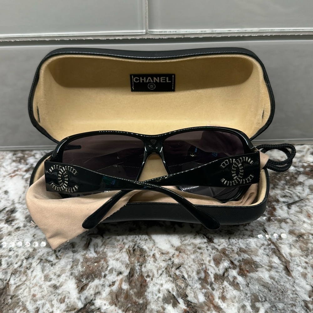 Chanel Sunglasses With Chanel Protective Cover And Chanel Case View 2